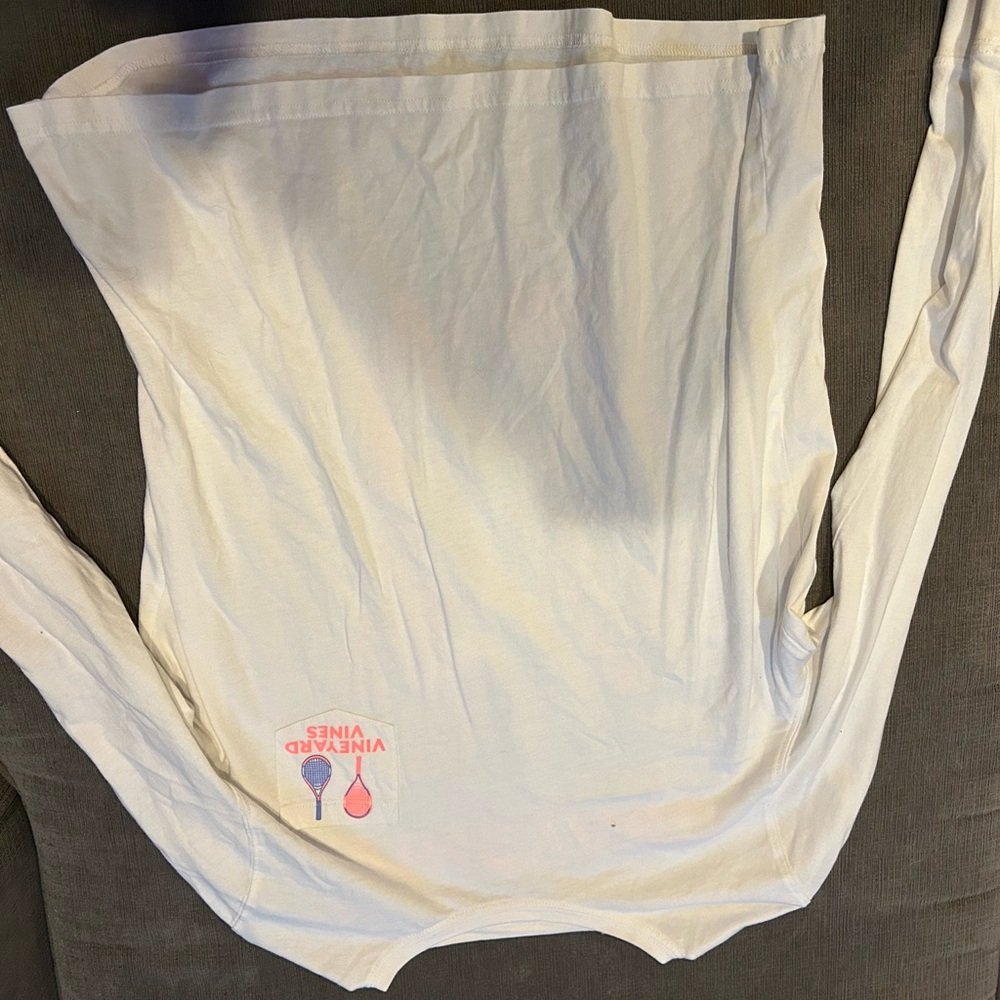 Vineyard Vines White Tee with Graphic